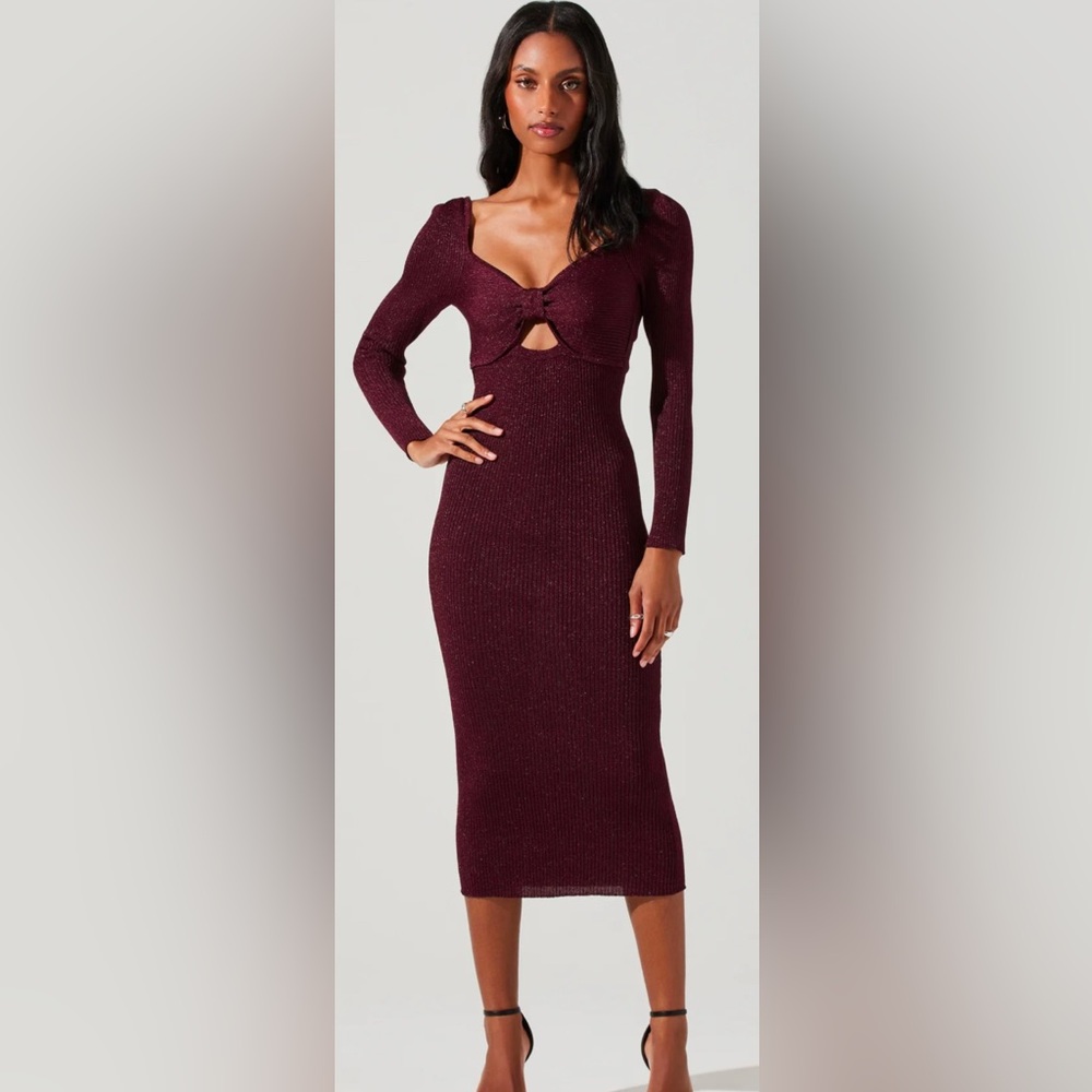 ASTR THE LABEL Anastasia Sweater Dress in Wine
Color: Wine
Brand New
